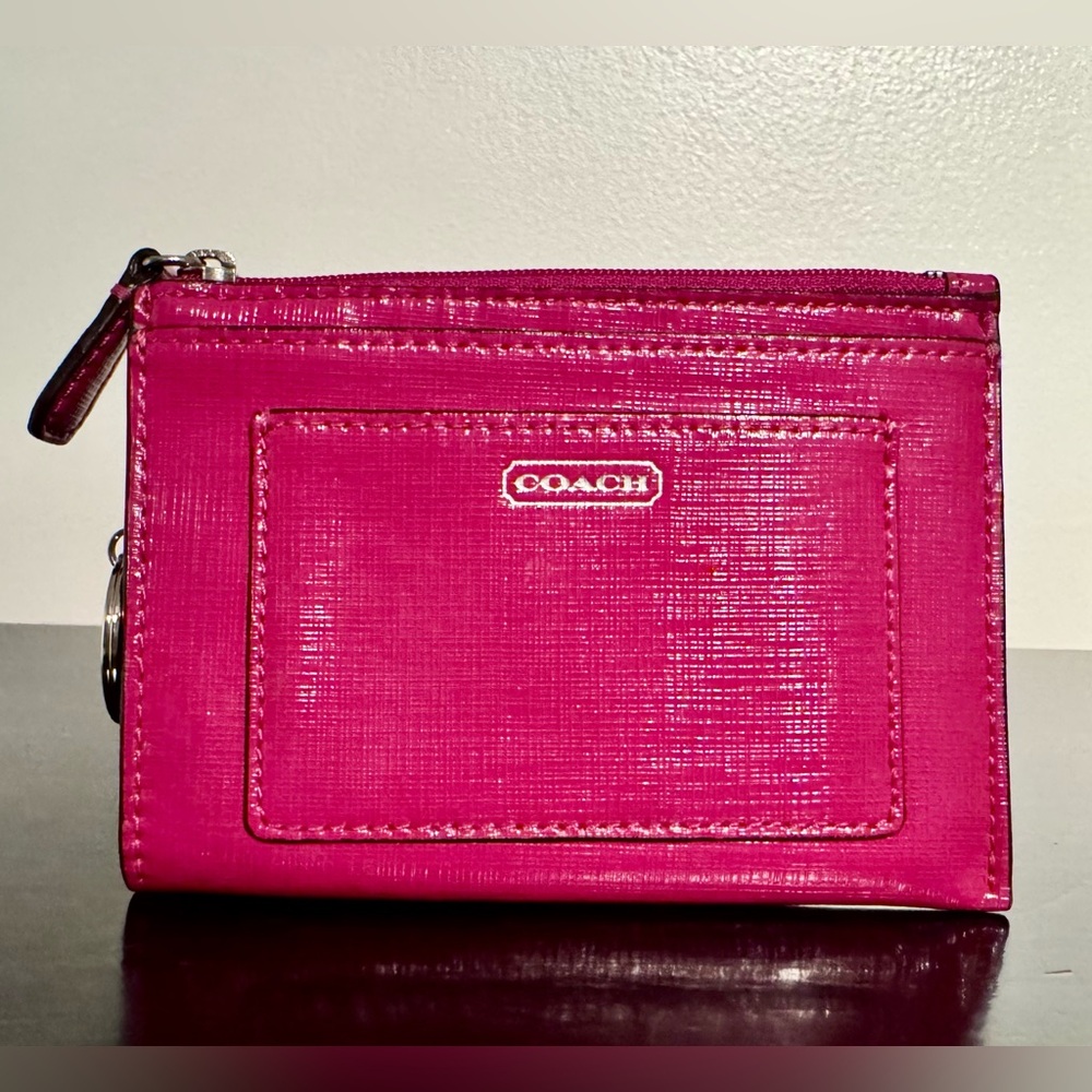 COACH Darcy Magenta Patent Leather Mini Skinny ID Case Wallet LIKE NEW